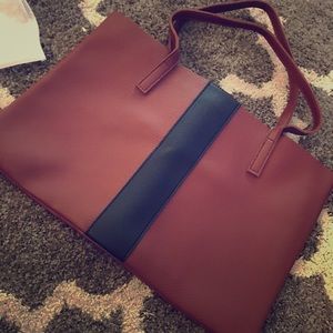 VINCE Camuto Tote